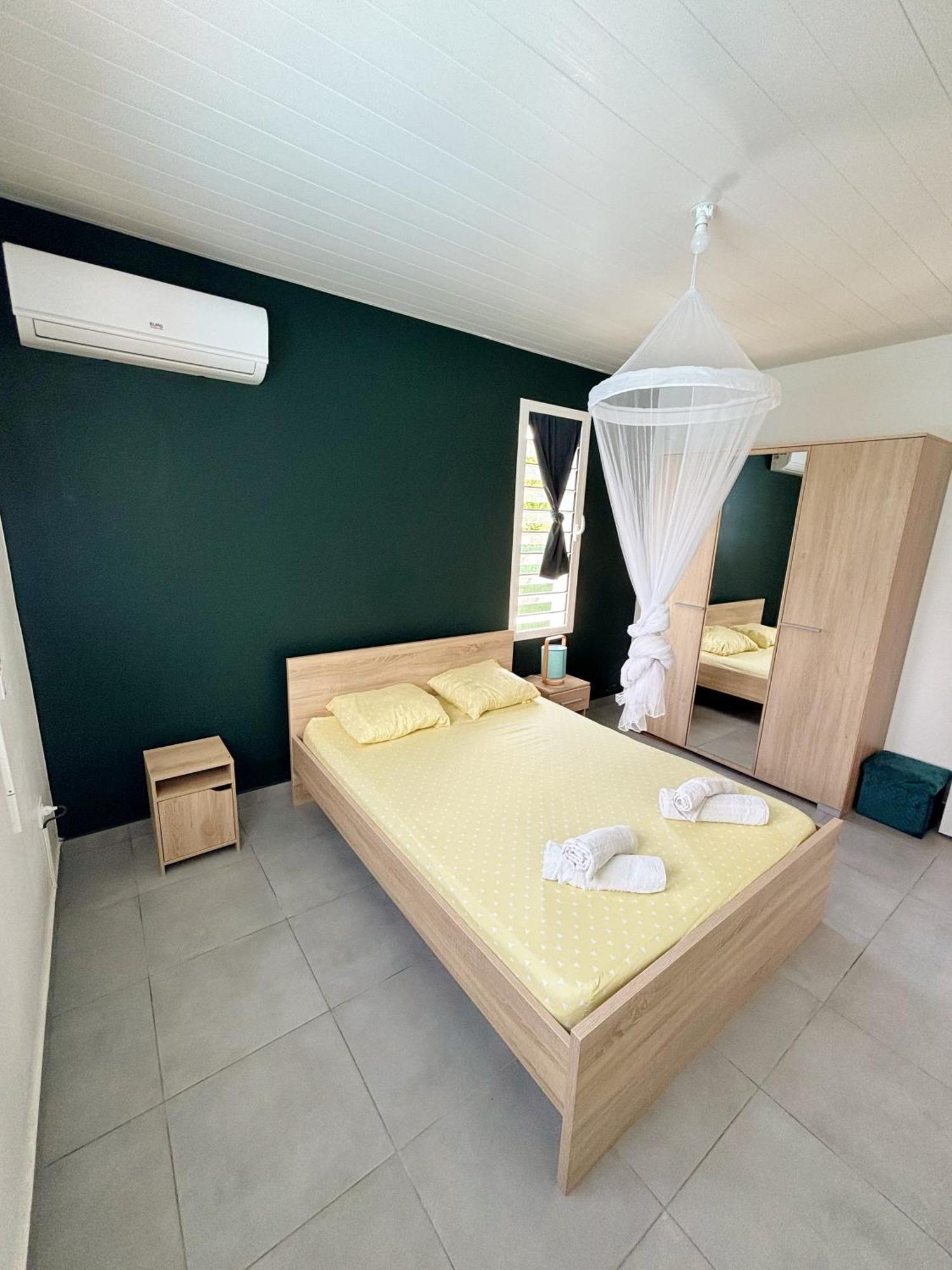 Bung'Hello Village, Piscine Et Parking Gratuit Trois-Rivières 외부 사진
