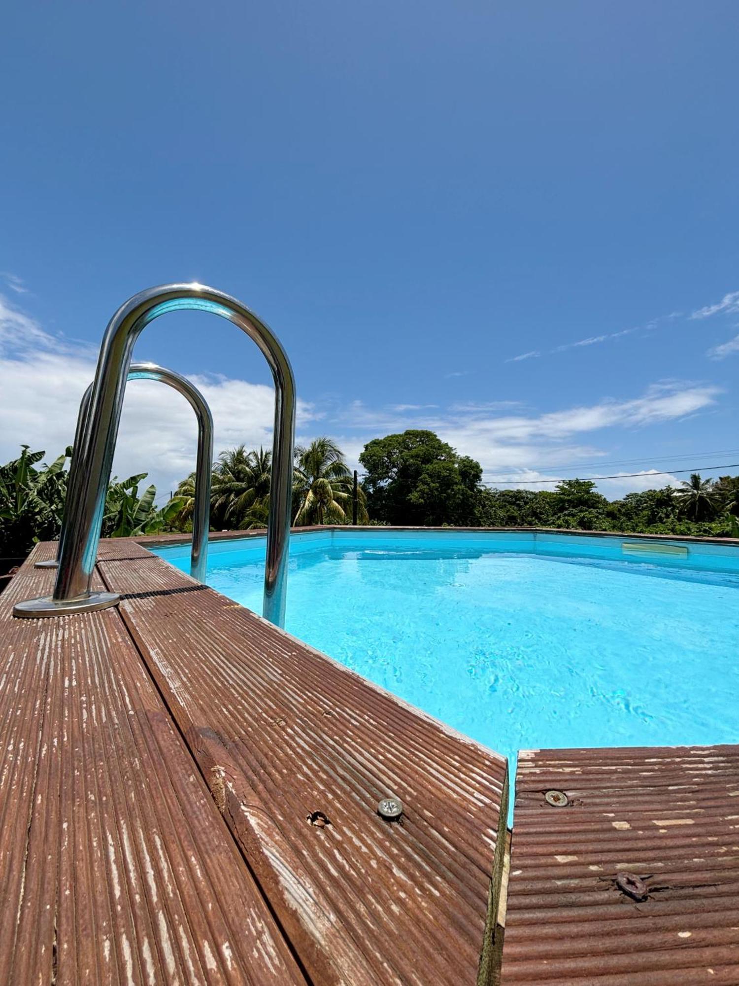 Bung'Hello Village, Piscine Et Parking Gratuit Trois-Rivières 외부 사진